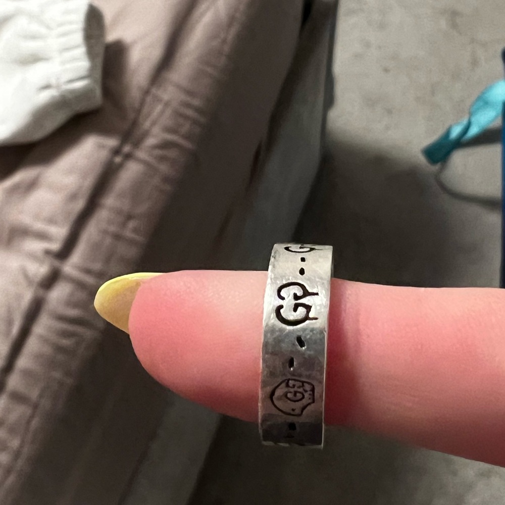 gucci ring - Picture 2 of 4